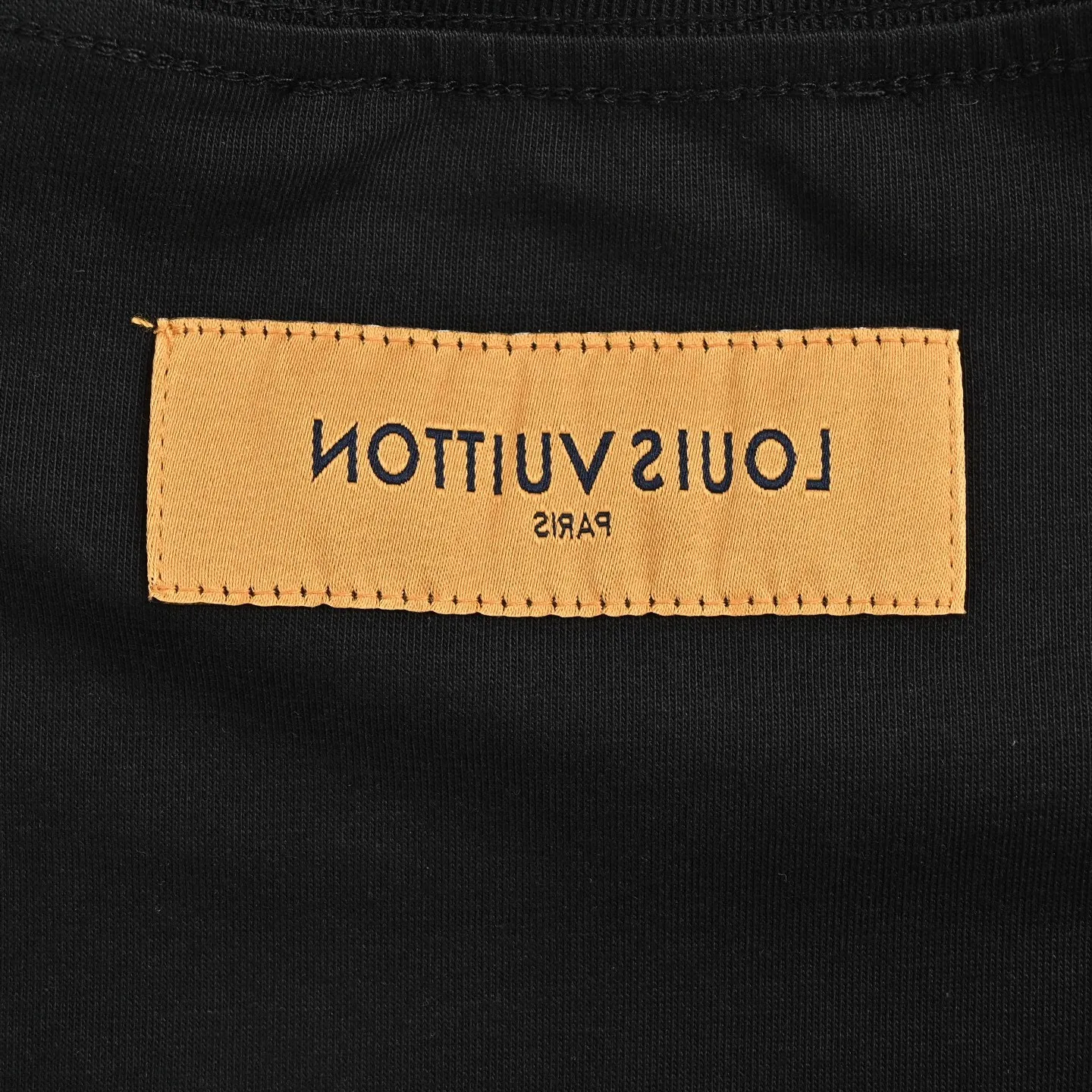 Louis Vuitton/Louis Vuitton three-dimensional embossed logo short sleeves